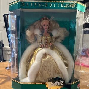 Happy Holidays 1994. Special Edition Collectible Doll.
NRFB. A133
